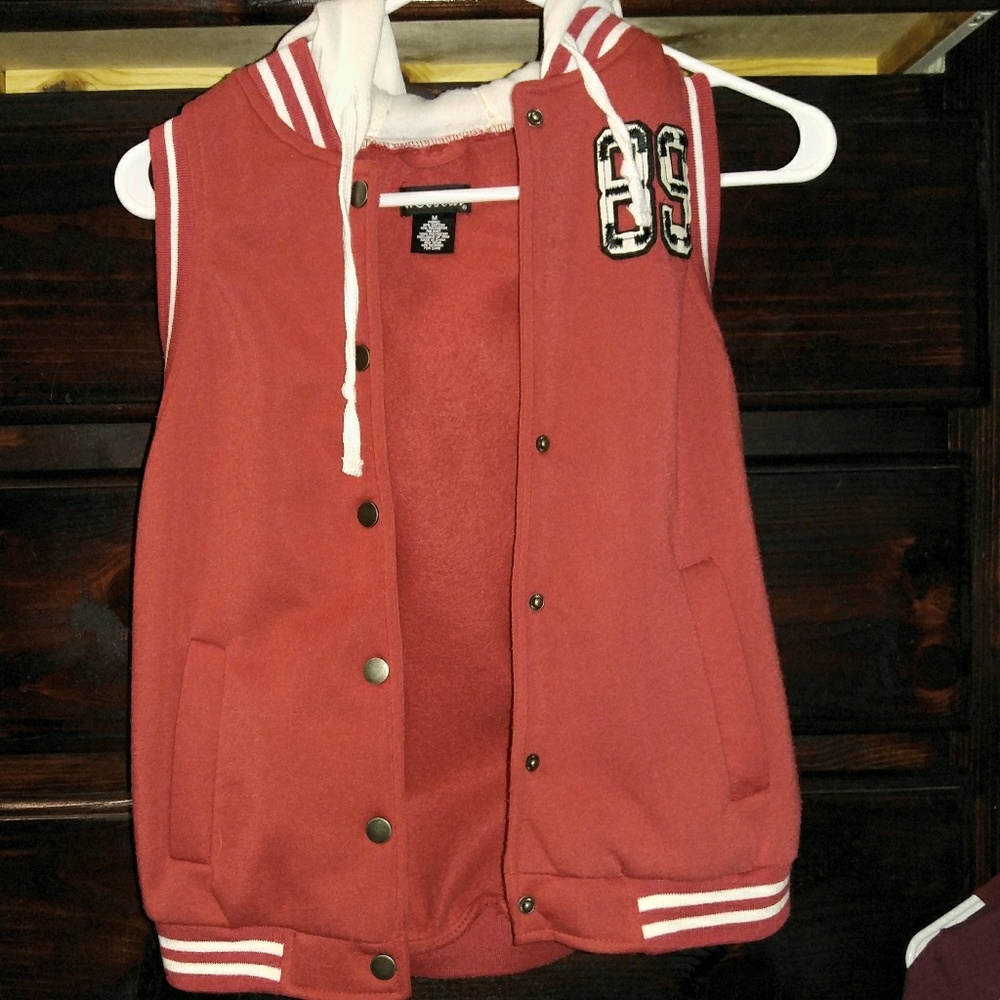 Red muscle vest!